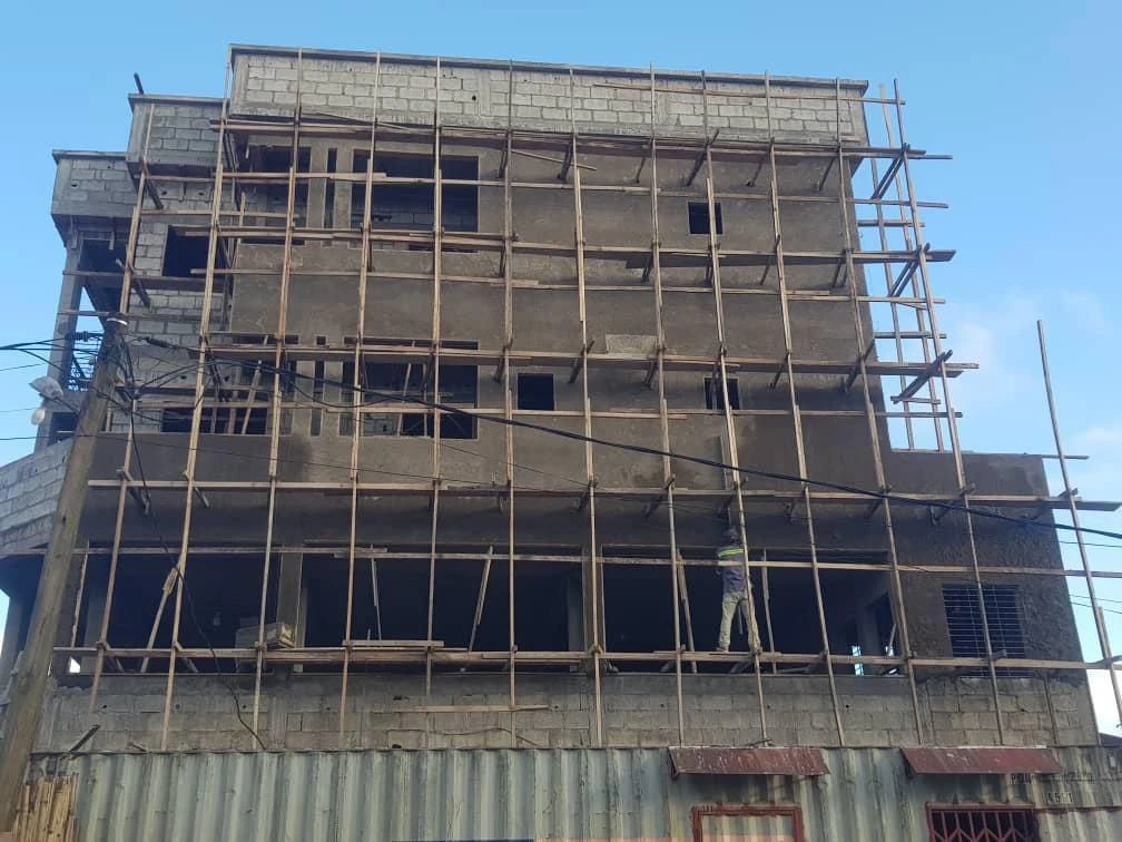 photo_2025-02-11_23-36-48