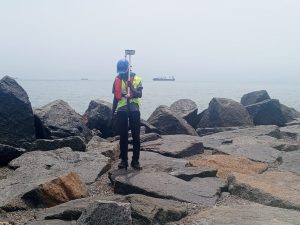Levé topographique sur ouvrage maritime.